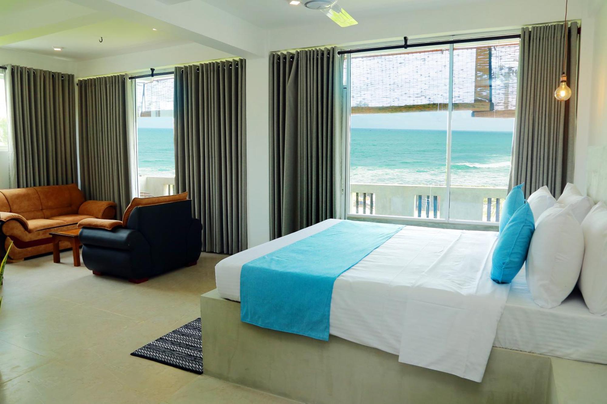 Hotel Cocos Midigama East Esterno foto